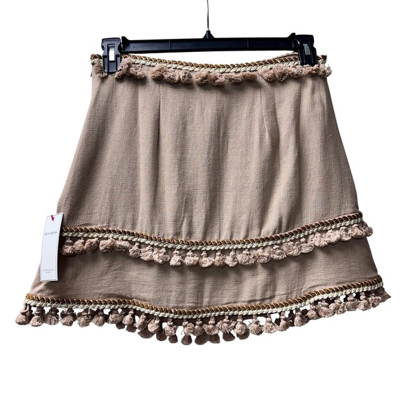 Selfie Leslie Dresses & Skirts - Selfie Leslie Fringe Mini Skirt Large